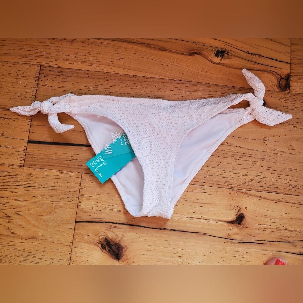Nwt bathing suit bottom